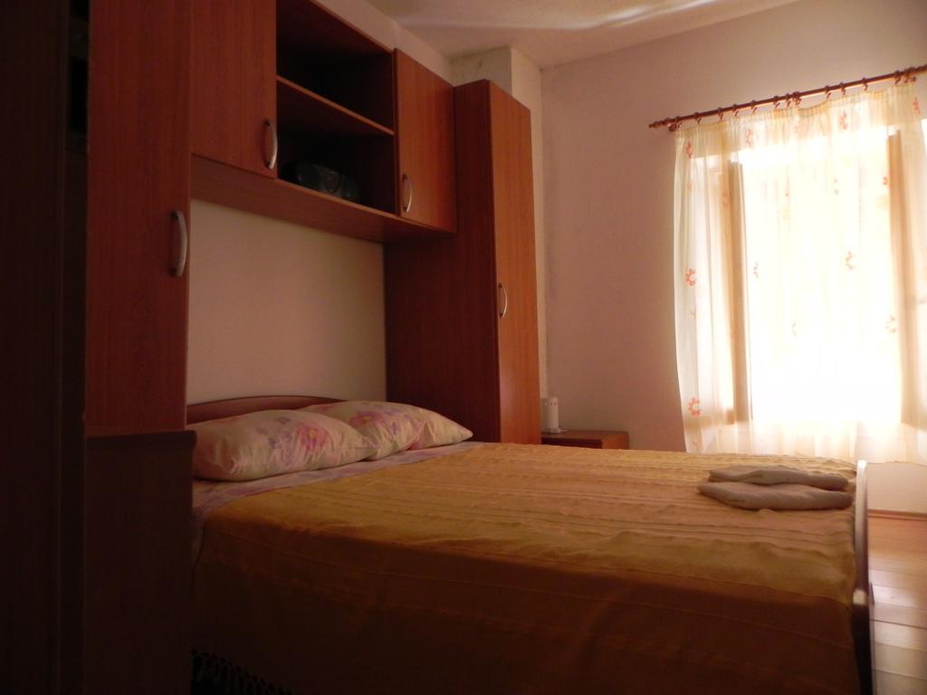 Apartments Riva Pag Town Habitación foto